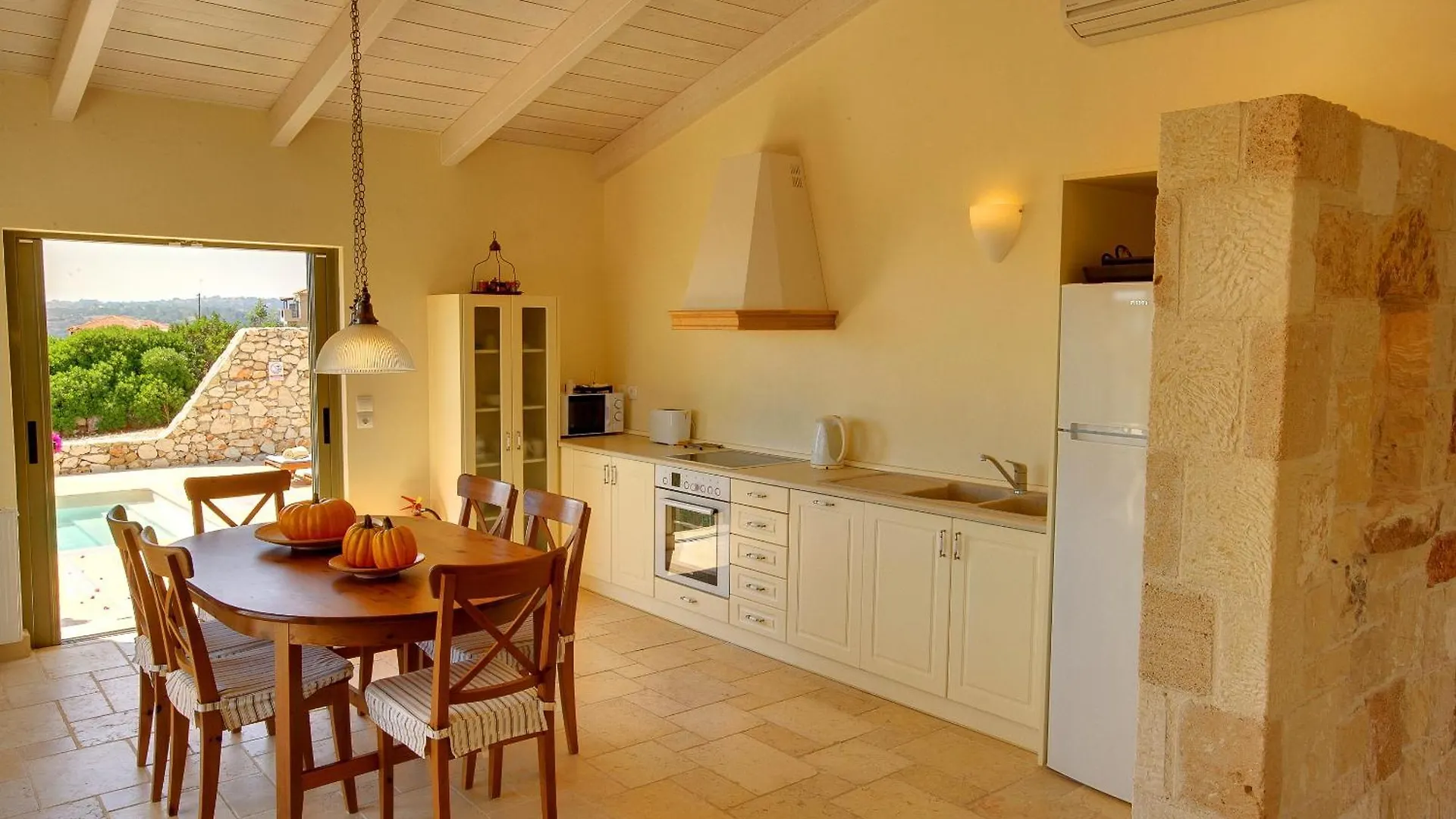 Villa Litorina Ideales Resort Mousata